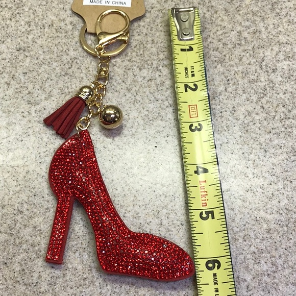 Red Shoe Keychain. With one white rhinestone - Picture 4 of 4